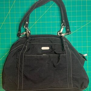 Baggallini Black Nylon Shoulder Bag / Tote – Multi-Pocket Organizer